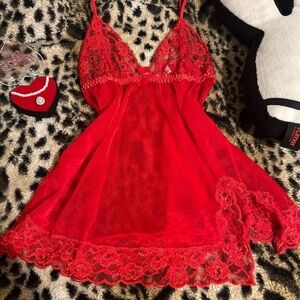 Elegant Red Lace Chemise